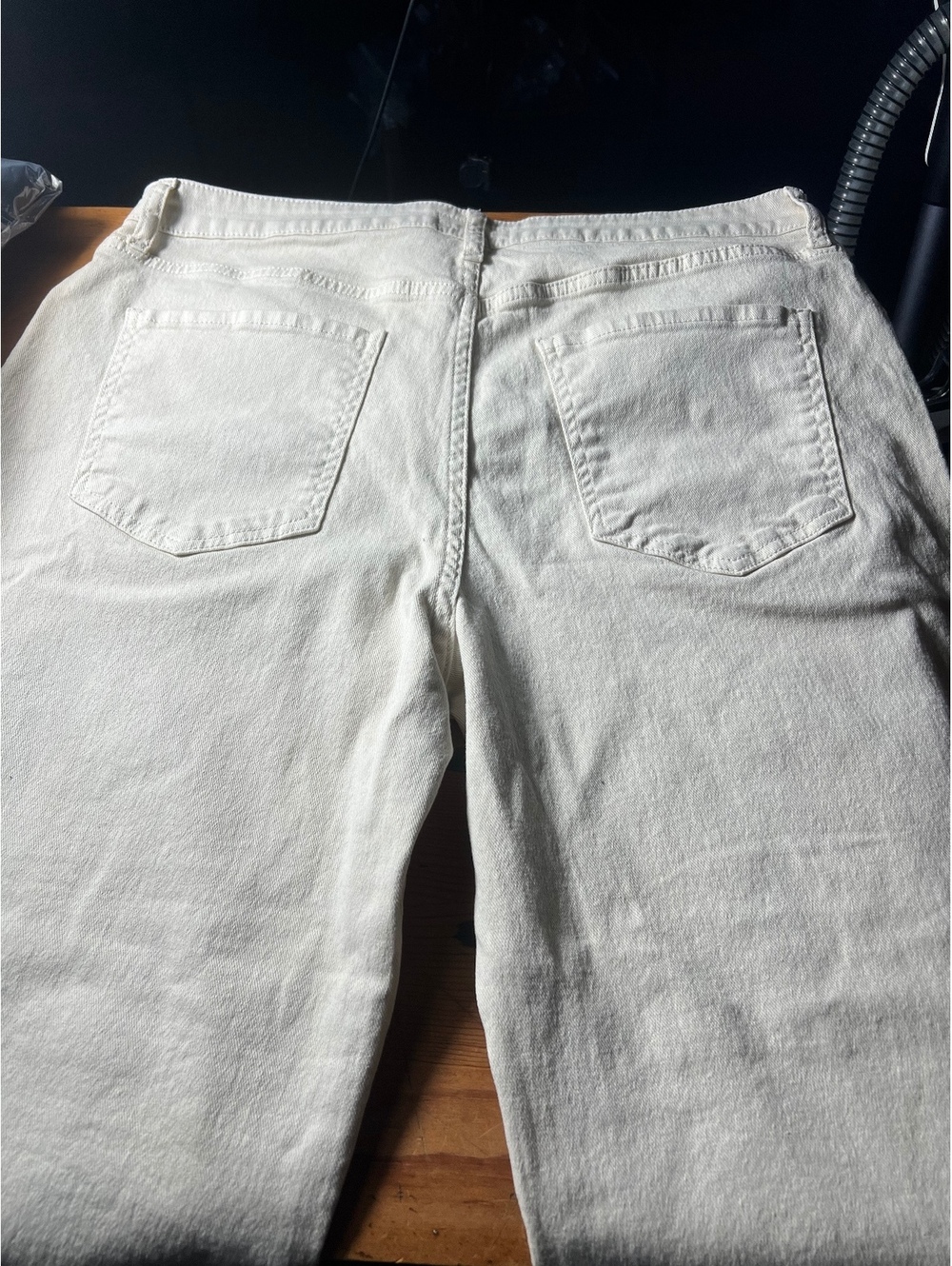 Kut from the Kloth Cream Ashley High Rise Slouchy Barrel Jeans Size 12 - Picture 4 of 9